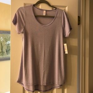 LuLaRoe Classic Tee; NWT
